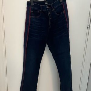 High waisted jeans, full leg